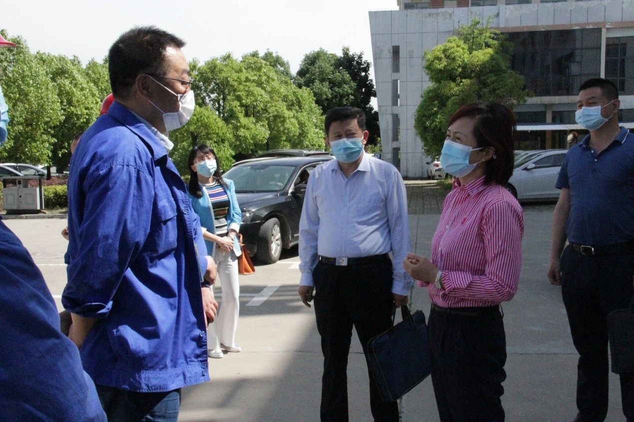 湖北省自然資源廳副廳長夏亞靈一行蒞臨時瑞達重工走訪調研